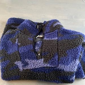 Pink Feleece sweater